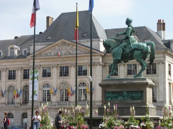 Orléans: La statue de Jeanne d'Arc